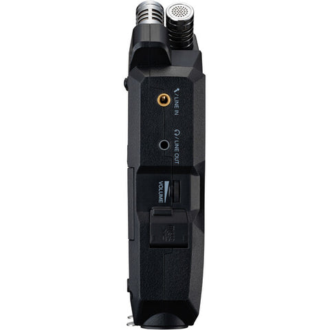 ZOOM H4 ESSENTIAL