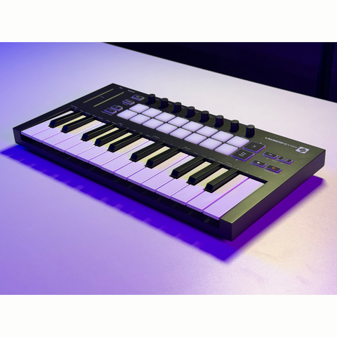 Novation Launchkey mini